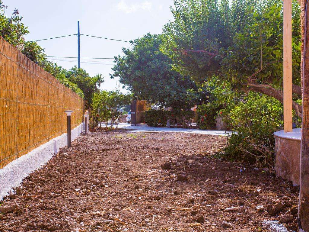 Casa Dei Carrubi Hotel Portopalo Di Capo Passero Buitenkant foto