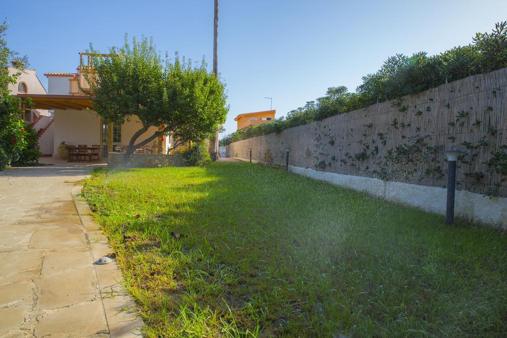 Casa Dei Carrubi Hotel Portopalo Di Capo Passero Buitenkant foto