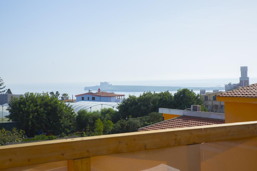 Casa Dei Carrubi Hotel Portopalo Di Capo Passero Buitenkant foto