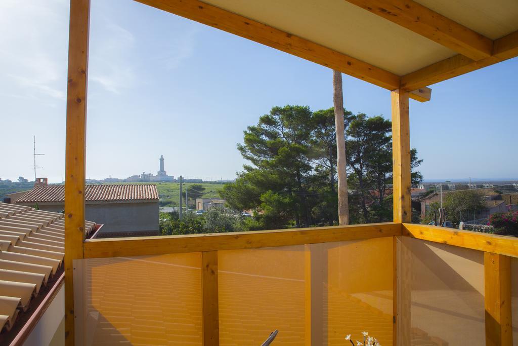 Casa Dei Carrubi Hotel Portopalo Di Capo Passero Buitenkant foto