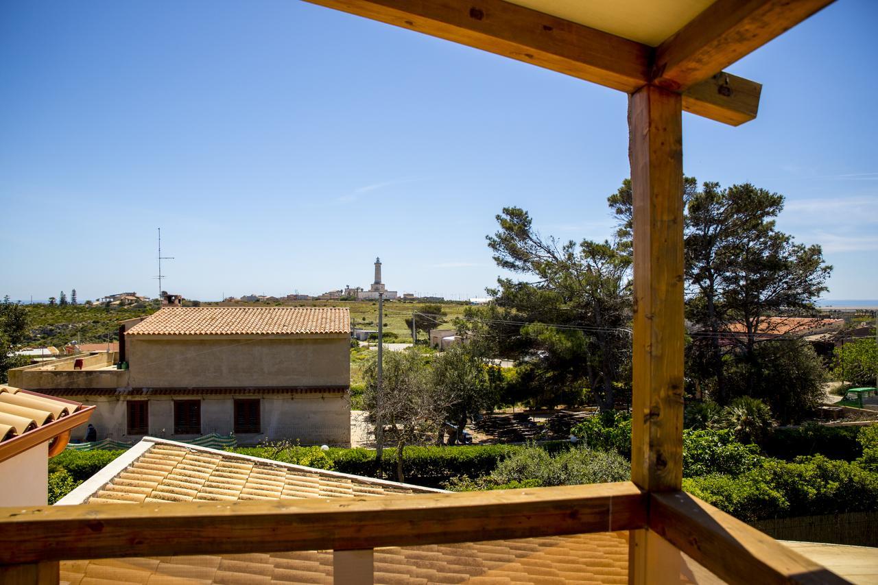 Casa Dei Carrubi Hotel Portopalo Di Capo Passero Buitenkant foto